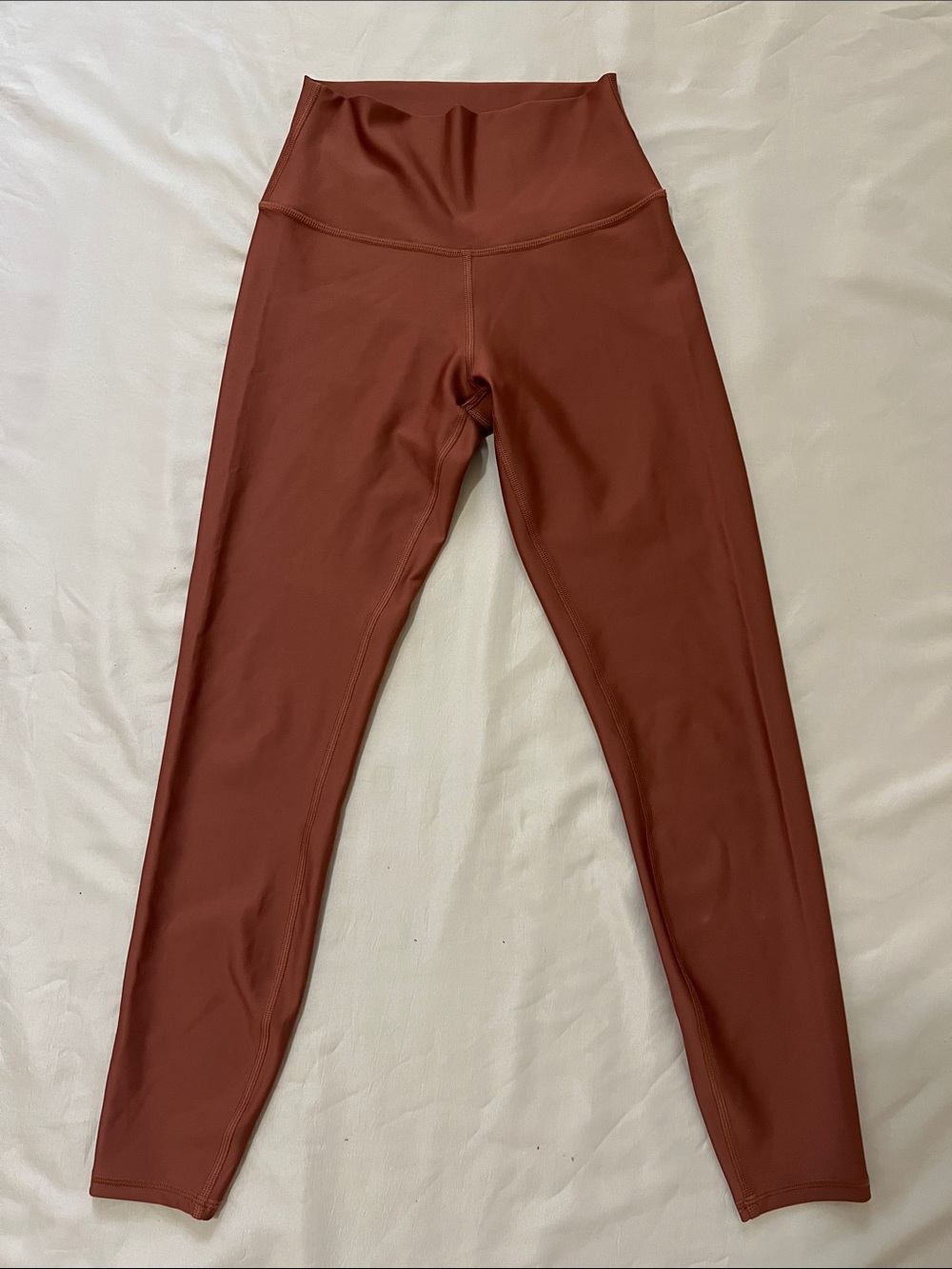 ALO Yoga 7/8 High-Waist Airlift Leggings /Color : Rust / Size XS